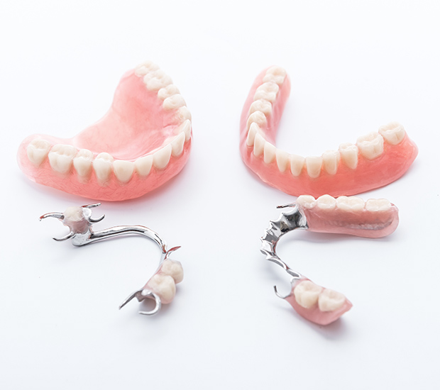 Williamsburg Dentures and Partial Dentures